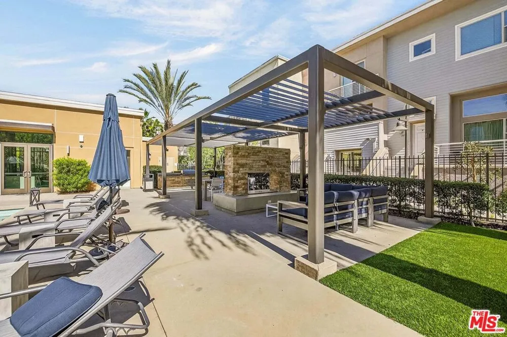 676 Colorado Circle Carson, CA 90745