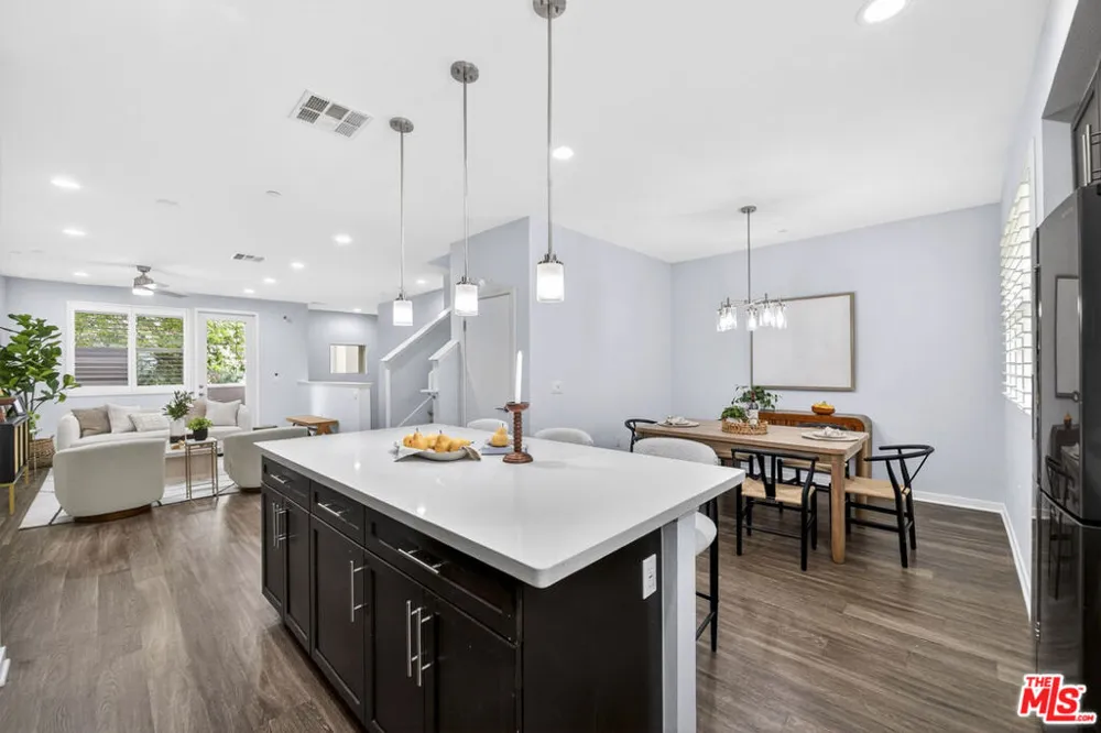 676 Colorado Circle Carson, CA 90745