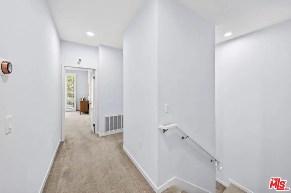 676 Colorado Circle Carson, CA 90745