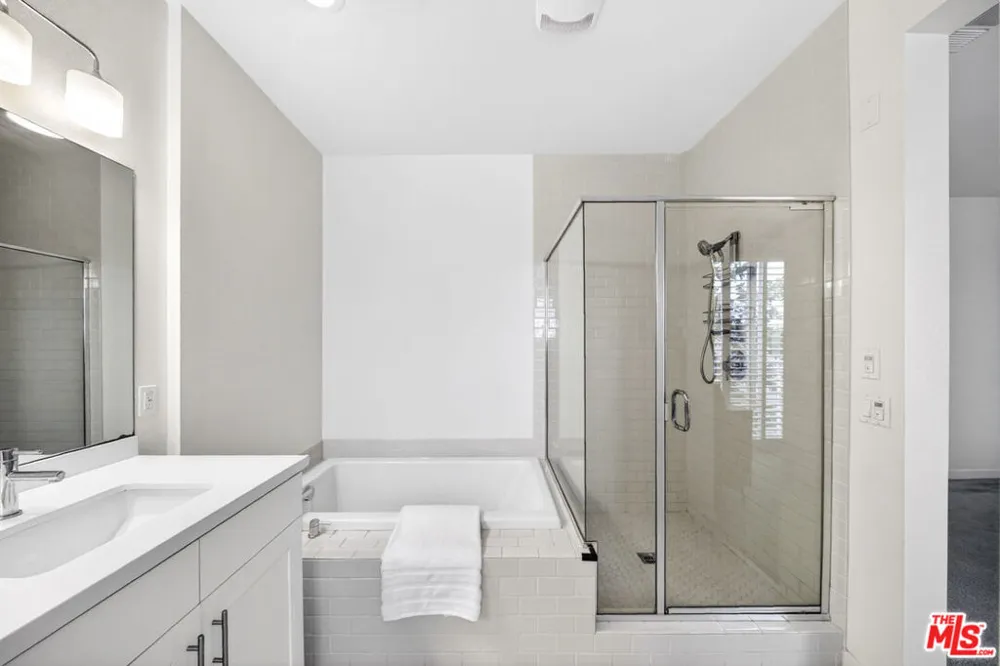 676 Colorado Circle Carson, CA 90745