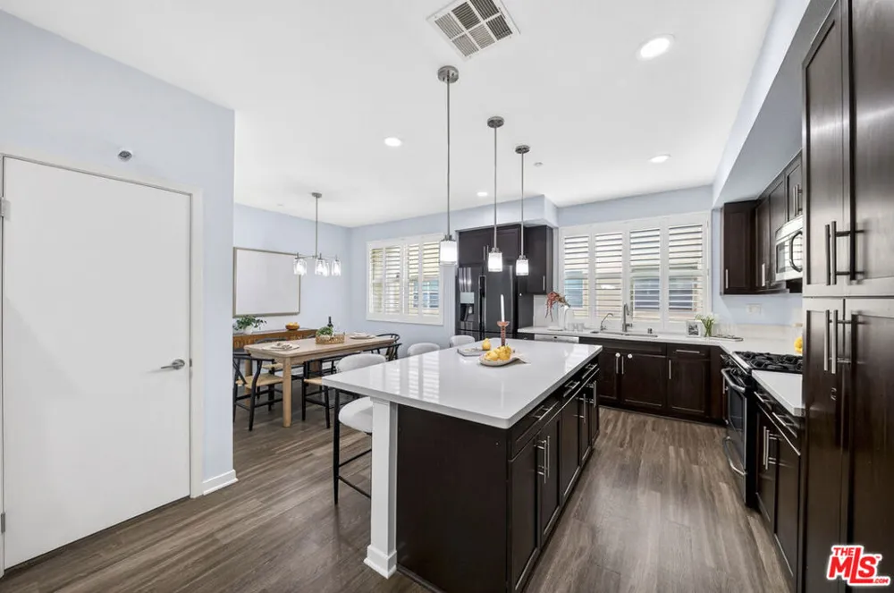 676 Colorado Circle Carson, CA 90745