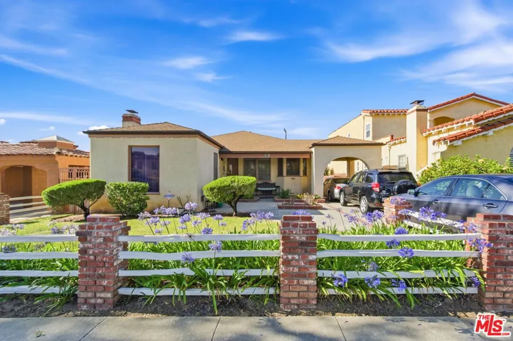 3513 W 78th Street Inglewood, CA 90305