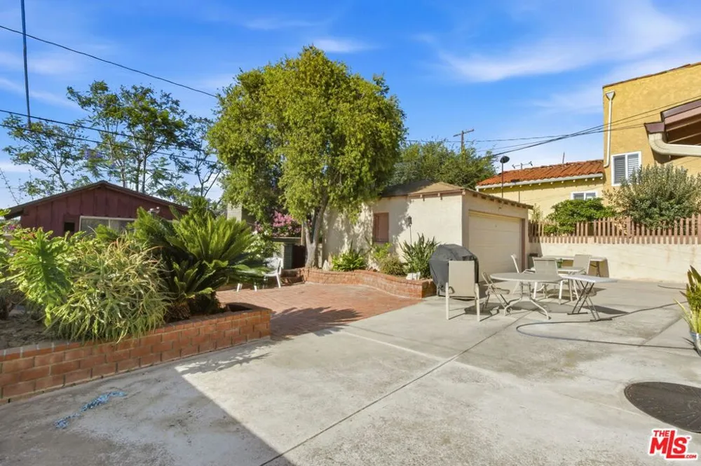 3513 W 78th Street Inglewood, CA 90305