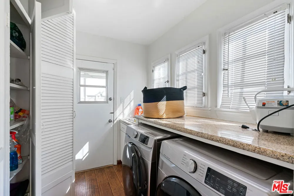 10530 Kinnard Avenue Los Angeles, CA 90024