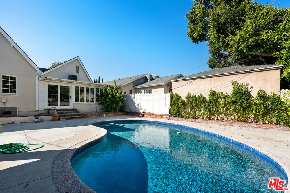 10530 Kinnard Avenue Los Angeles, CA 90024