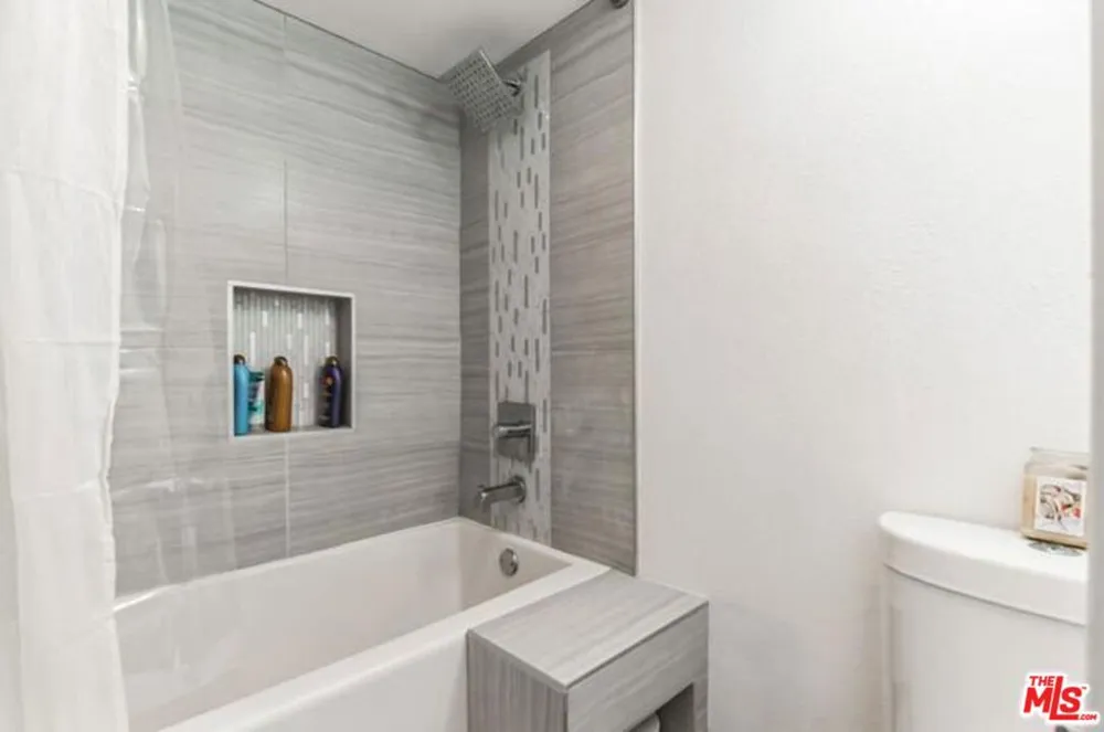 10535 Wilshire Boulevard #404 Los Angeles, CA 90024