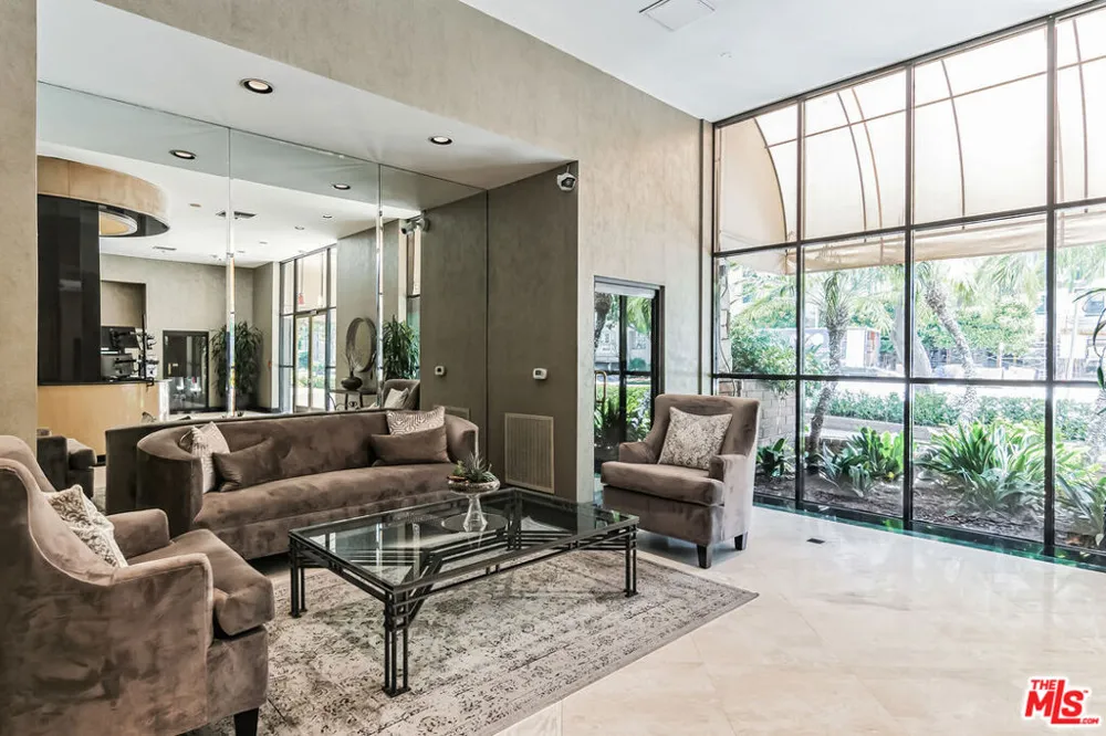 10535 Wilshire Boulevard #404 Los Angeles, CA 90024