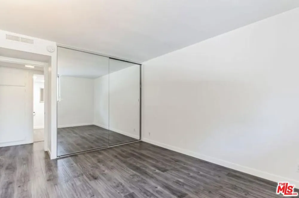 10535 Wilshire Boulevard #404 Los Angeles, CA 90024