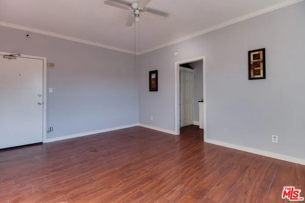 730 S Catalina Street Los Angeles, CA 90005