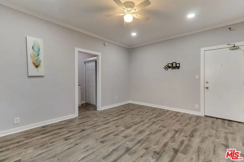 730 S Catalina Street Los Angeles, CA 90005