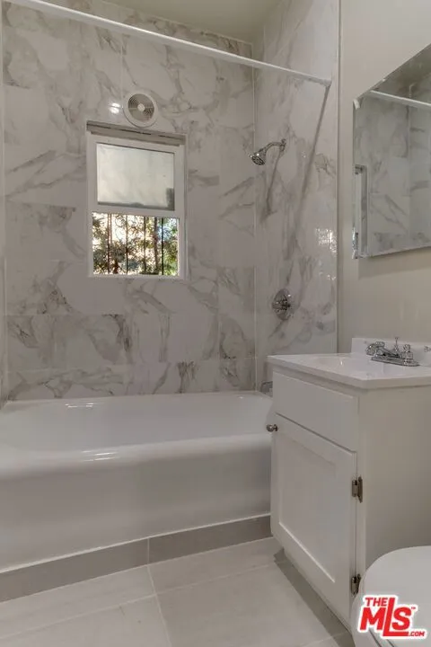 730 S Catalina Street Los Angeles, CA 90005