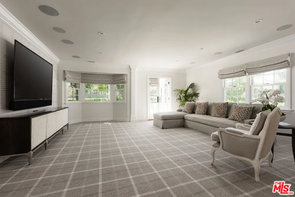 4225 Mariposa Drive Santa Barbara, CA 93110