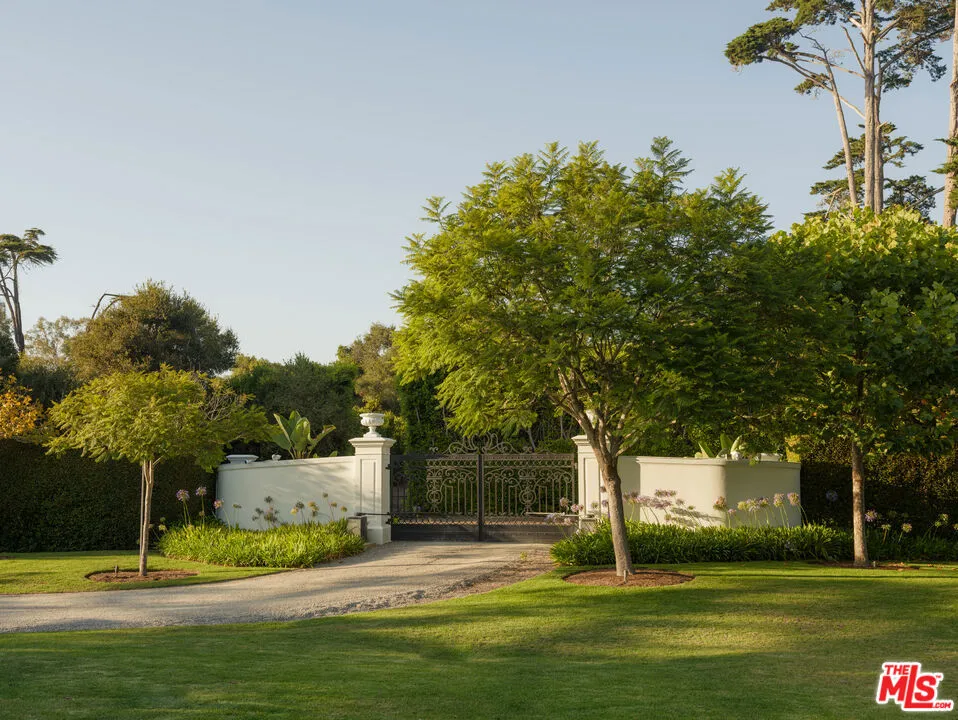 4225 Mariposa Drive Santa Barbara, CA 93110