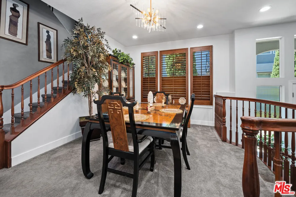 5800 Seawalk Drive #2 Playa Vista, CA 90094
