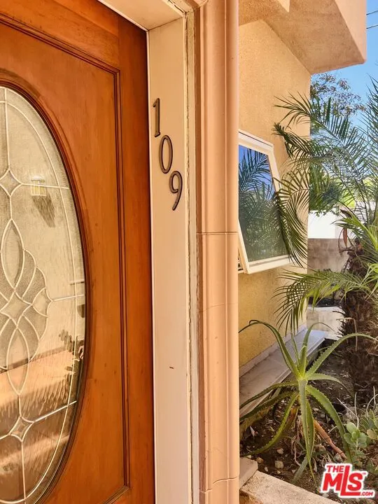 5719 Camellia Avenue #109 North Hollywood, CA 91601