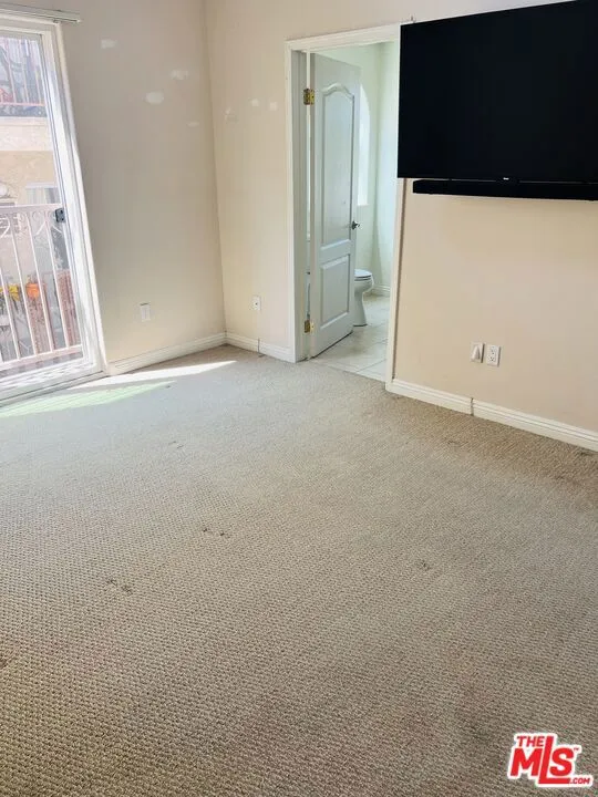 5719 Camellia Avenue #109 North Hollywood, CA 91601