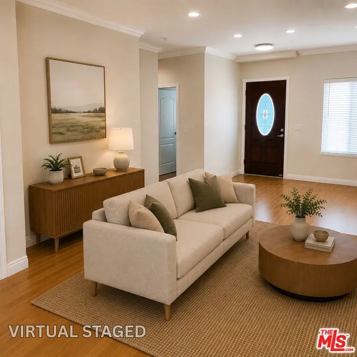 5719 Camellia Avenue #109 North Hollywood, CA 91601