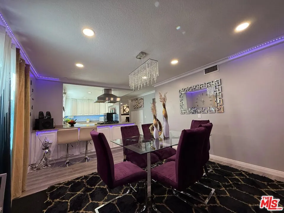 8020 Cora Street Sunland, CA 91040