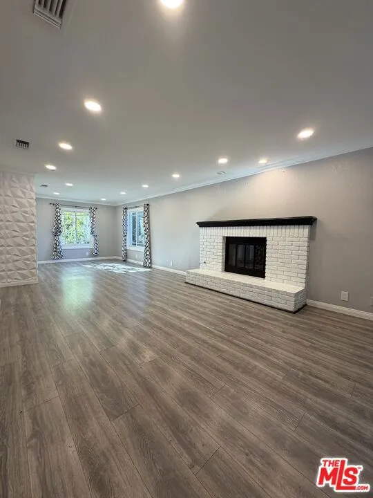 8020 Cora Street Sunland, CA 91040