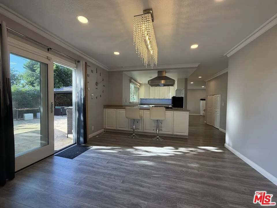 8020 Cora Street Sunland, CA 91040