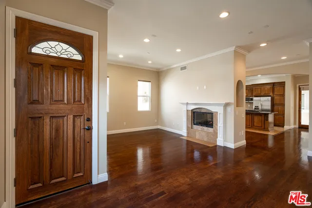 3838 TILDEN AVENUE Culver City, CA 90232