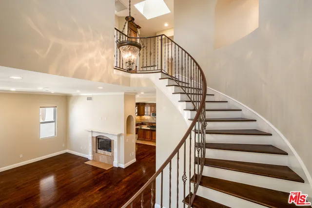 3838 TILDEN AVENUE Culver City, CA 90232