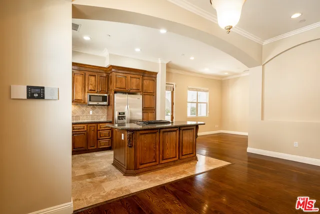3838 TILDEN AVENUE Culver City, CA 90232