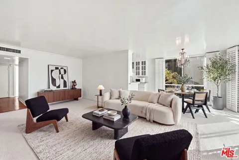 2301 S Beverly Glen Boulevard #301