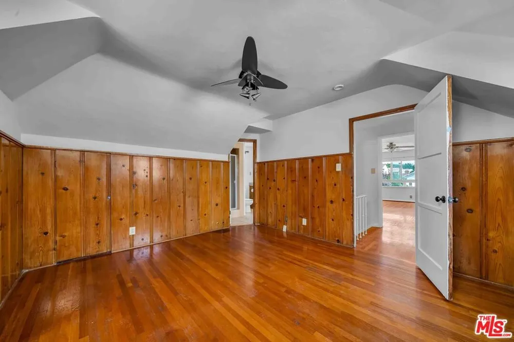 3439 W 84th Place Inglewood, CA 90305