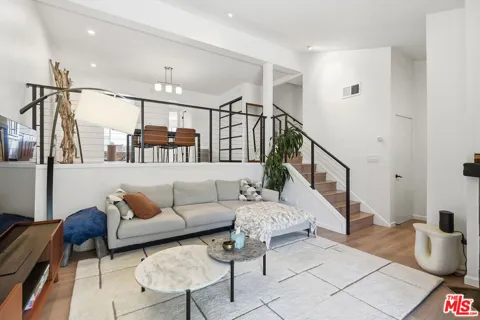 4314 Glencoe Avenue #6