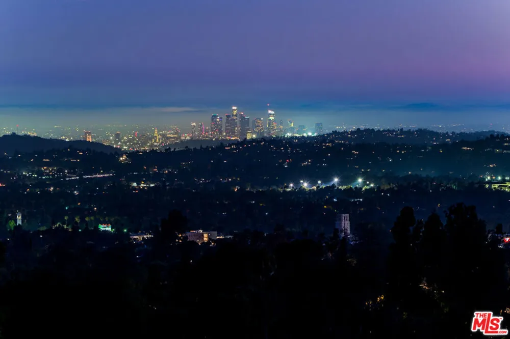 1604 Woodglen Lane Altadena, CA 91001