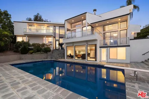940 Linda Flora Drive