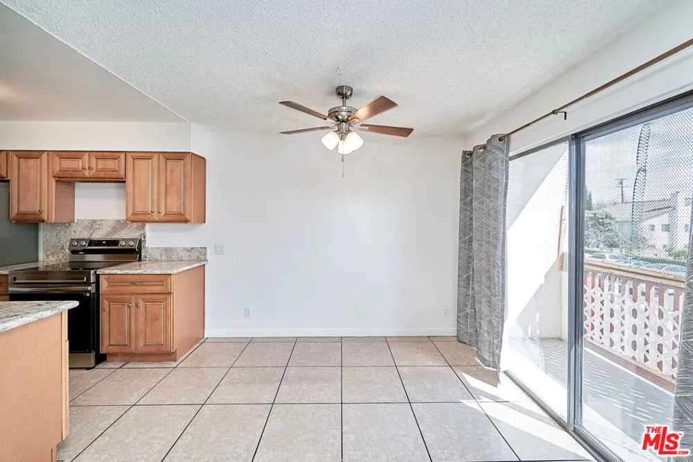 20234 Cantara Street #229 Winnetka, CA 91306