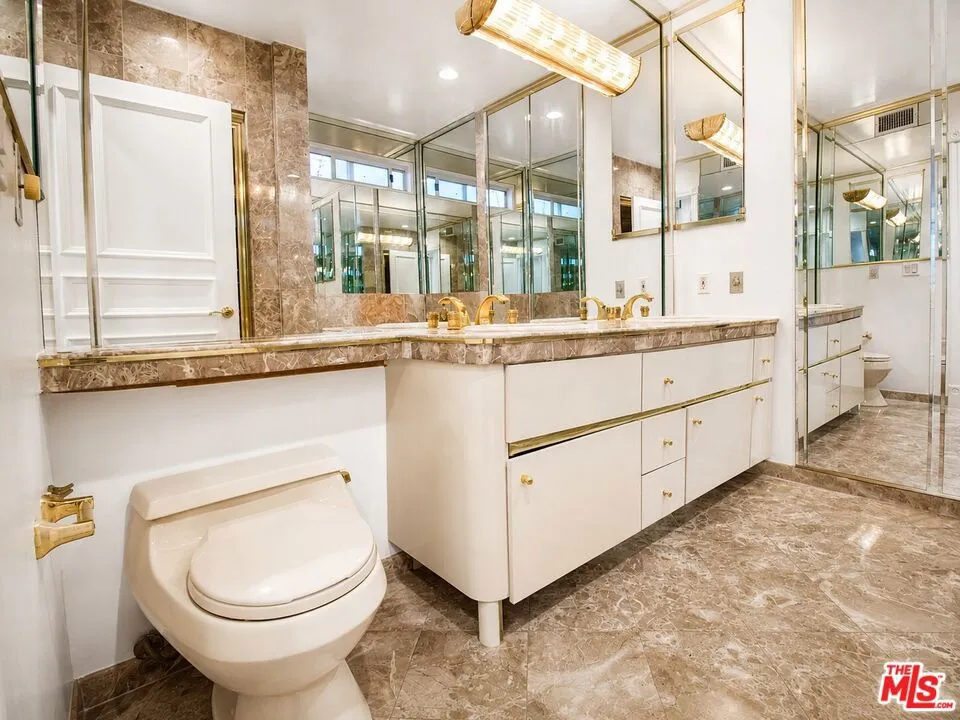 342 N Palm Dr #201 Beverly Hills, CA 90210