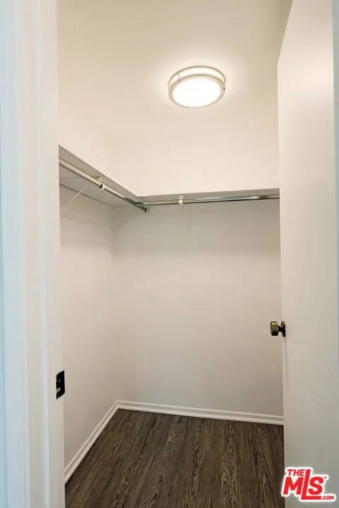 21821 Burbank Boulevard #151 Los Angeles, CA 91367