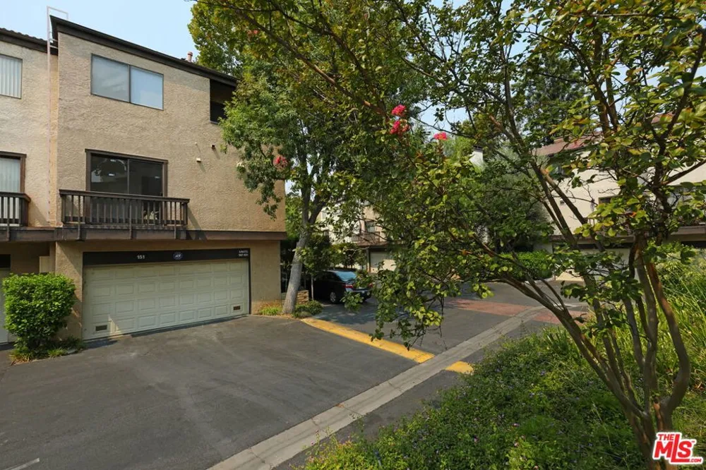 21821 Burbank Boulevard #151 Los Angeles, CA 91367