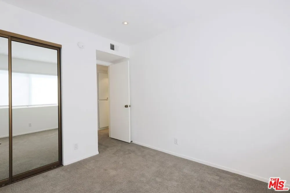 21821 Burbank Boulevard #151 Los Angeles, CA 91367