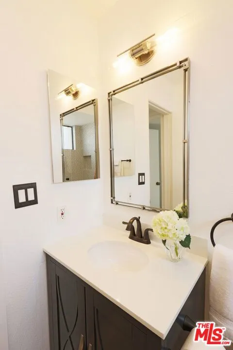 21821 Burbank Boulevard #151 Los Angeles, CA 91367