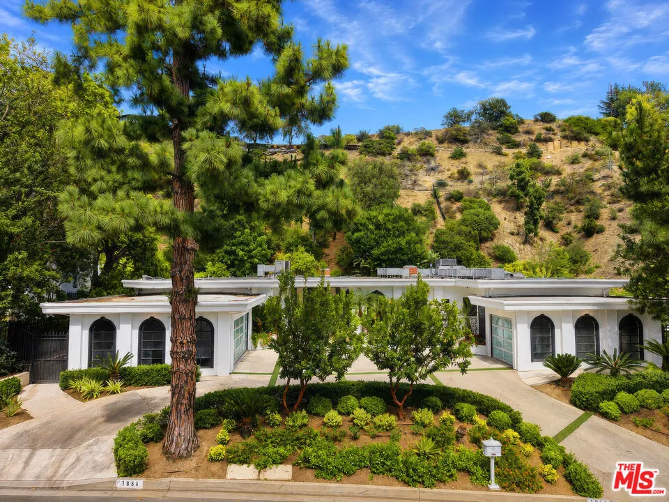 1856 Loma Vista Drive Beverly Hills, CA 90210