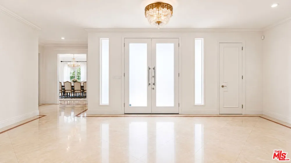 1856 Loma Vista Drive Beverly Hills, CA 90210