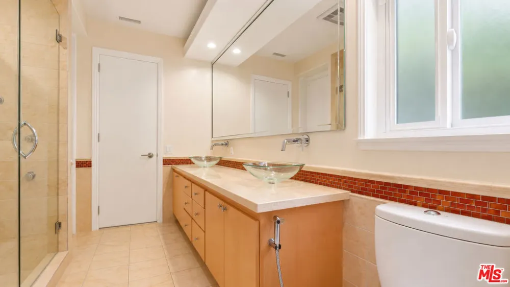 1856 Loma Vista Drive Beverly Hills, CA 90210
