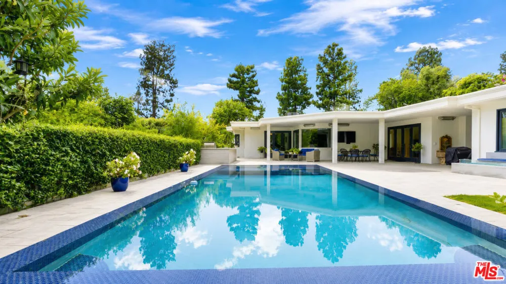 1856 Loma Vista Drive Beverly Hills, CA 90210