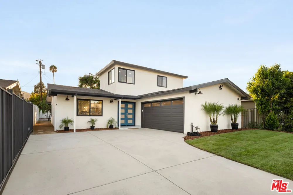 10425 Jordan Avenue Chatsworth, CA 91311