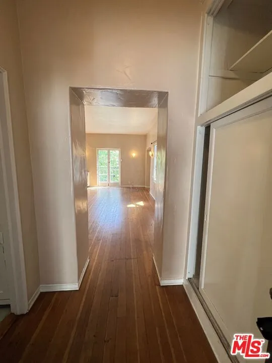 476 Landfair Avenue #105 Los Angeles, CA 90024