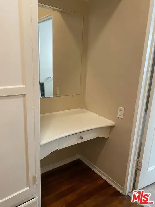 476 Landfair Avenue #104 Los Angeles, CA 90024