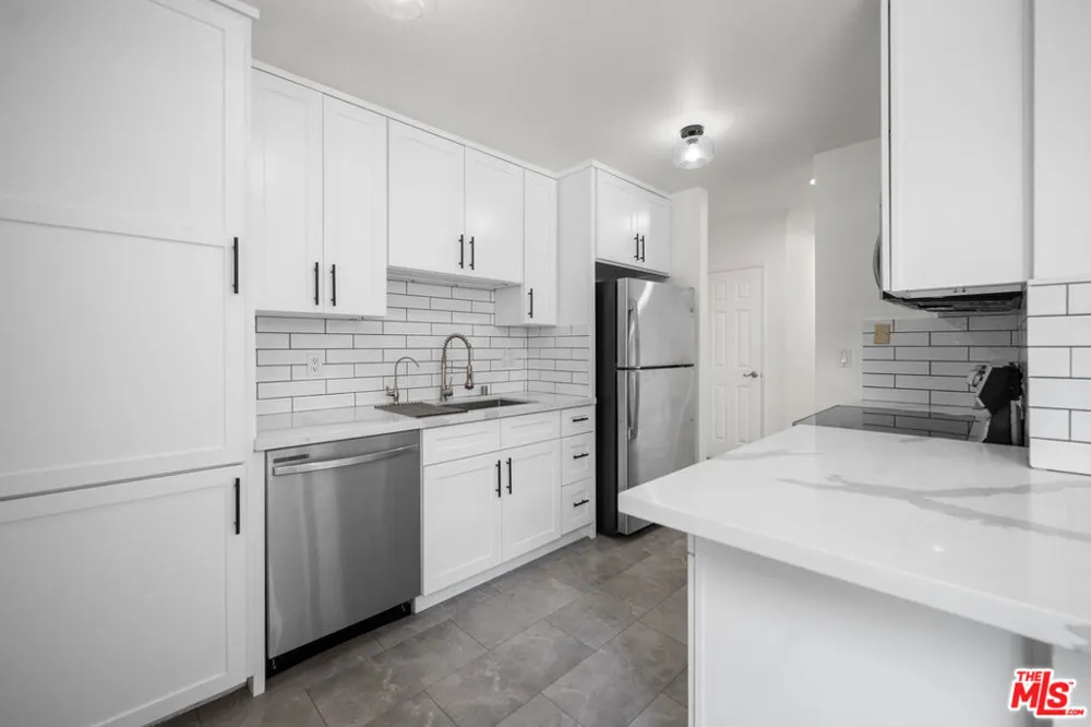 1485 E Wilson Avenue #L Glendale, CA 91206