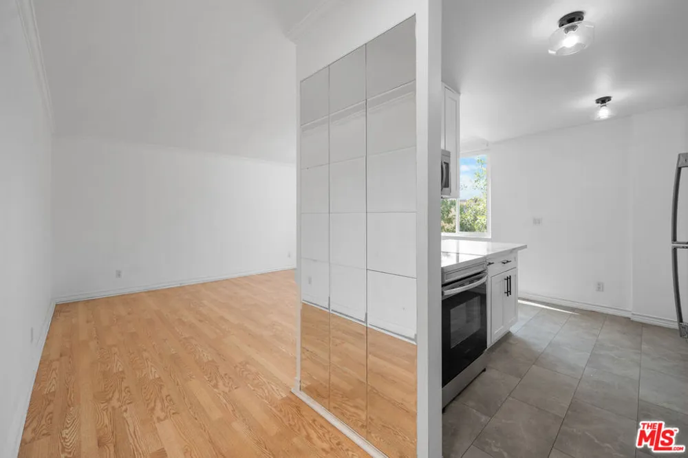 1485 E Wilson Avenue #L Glendale, CA 91206