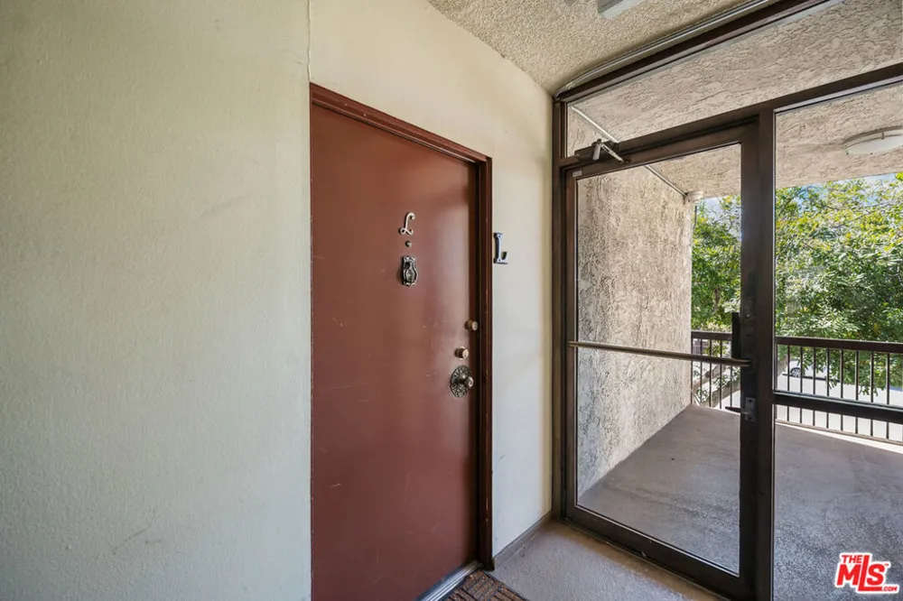 1485 E Wilson Avenue #L Glendale, CA 91206
