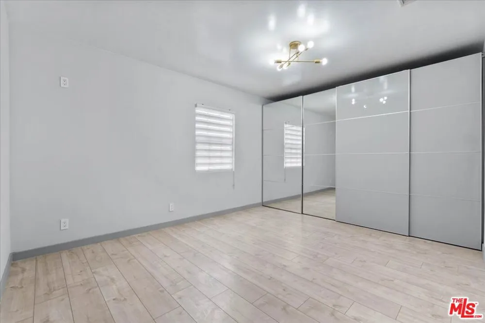 1213 S California Avenue Monrovia, CA 91016