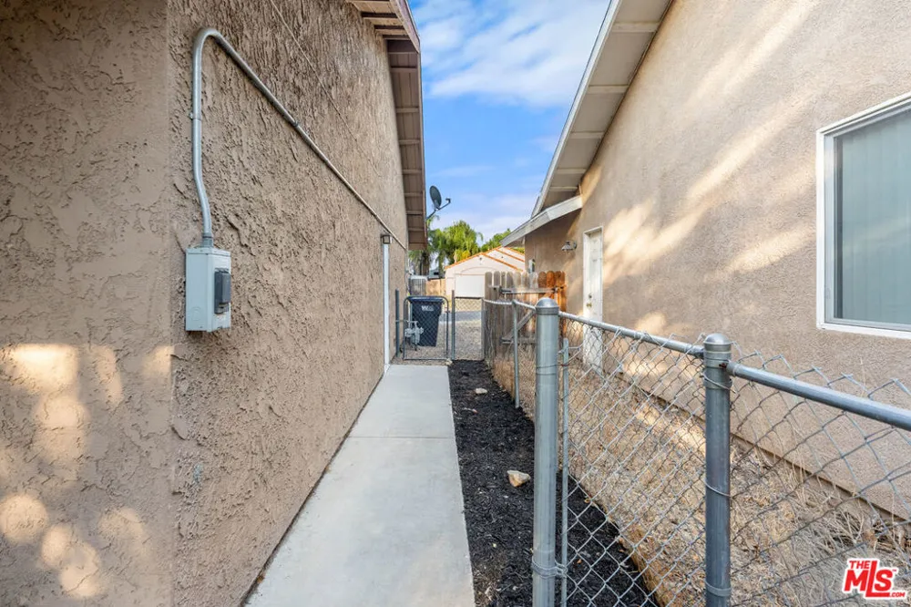 29357 Reading Road Menifee, CA 92586
